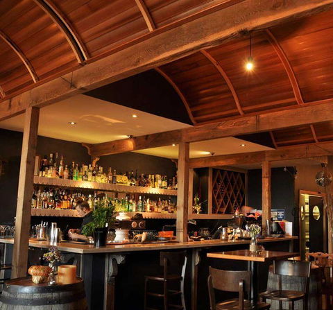 Aquavue Cafe Watersports - Foster Accommodation 8