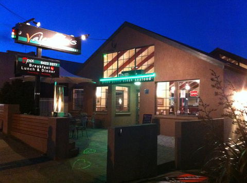 Valentino's Devonport - Foster Accommodation 0