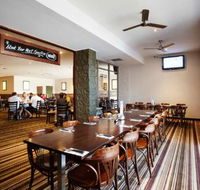Graziers Steakhouse - Dalrymple Hotel - Foster Accommodation