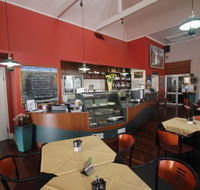 Henry's Cafe and Restaurant - Foster Accommodation