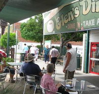 Glen's Diner - Foster Accommodation