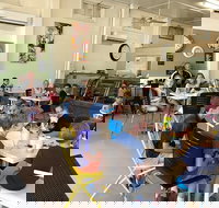 Yeast2west Bakery - Foster Accommodation