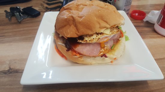 Alligator Creek QLD Foster Accommodation