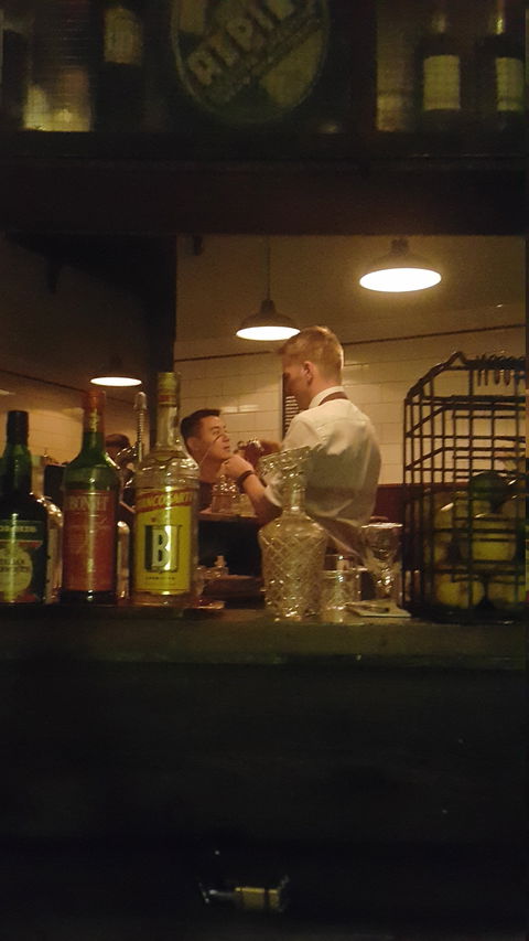 Bar Americano - Foster Accommodation 6