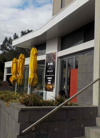 B3 Bbq - Foster Accommodation 0