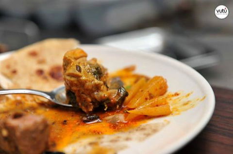 VUTU Nepalese - Foster Accommodation 0