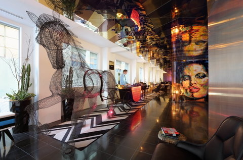 Adelphi Hotel - Foster Accommodation 1