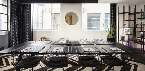 Adelphi Hotel - Foster Accommodation 9