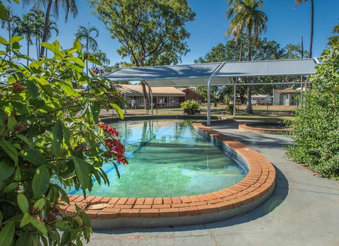 Contour Hotel - Foster Accommodation 10