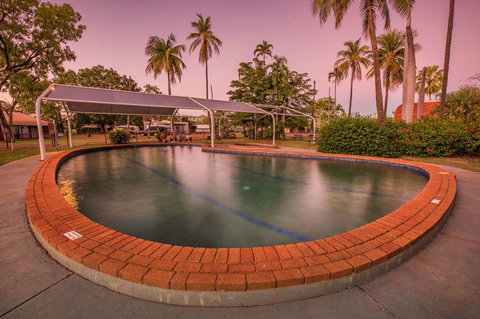 Contour Hotel - Foster Accommodation 11