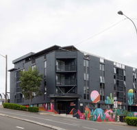 Hotel Hacienda - Foster Accommodation