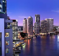 The Stamford Plaza Brisbane - Foster Accommodation