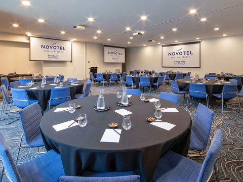 Novotel Brisbane South Bank Hotel - Foster Accommodation 8