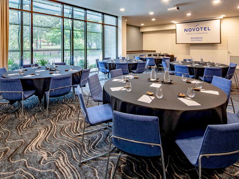 Novotel Brisbane South Bank Hotel - Foster Accommodation 9