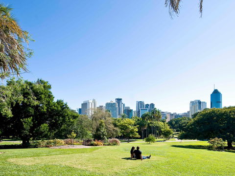 Novotel Brisbane South Bank Hotel - Foster Accommodation 17