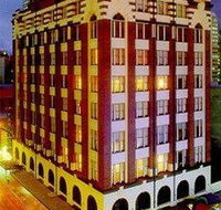 Royal Albert Hotel - Foster Accommodation