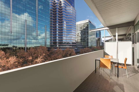 Adina Apartment Hotel Perth - Foster Accommodation 4