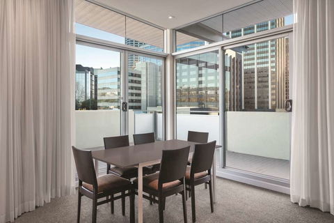 Adina Apartment Hotel Perth - Foster Accommodation 13