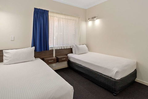 Quality Hotel Robertson Gardens - Foster Accommodation 14