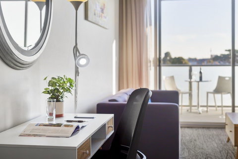 Quest Caroline Springs - Foster Accommodation 5