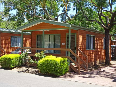 Adelaide Caravan Park - Foster Accommodation 1