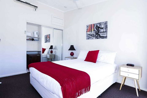 Comfort Inn Premier Coffs Harbour - Foster Accommodation 1