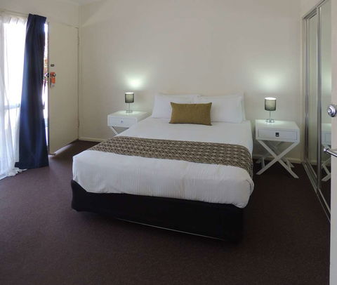 Comfort Inn Premier Coffs Harbour - Foster Accommodation 8