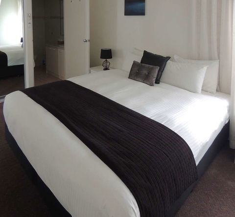 Comfort Inn Premier Coffs Harbour - Foster Accommodation 9