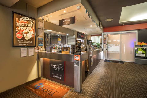 Nightcap at Chester Hill Hotel - Foster Accommodation 7