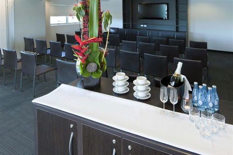 Jephson Hotel - Foster Accommodation 9
