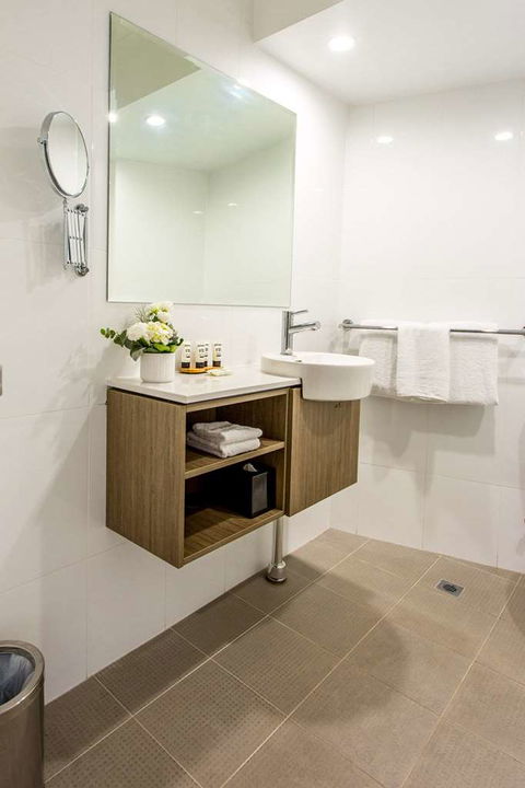 Pacific Hotel Brisbane - Foster Accommodation 1