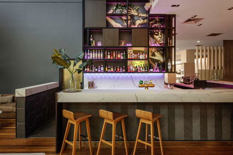 Amora Hotel Brisbane - Foster Accommodation 12
