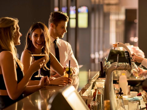 Pullman Adelaide - Foster Accommodation 1