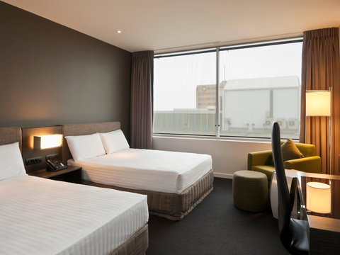Pullman Adelaide - Foster Accommodation 5