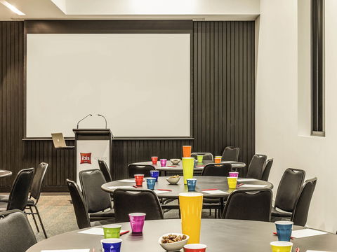 Ibis Adelaide - Foster Accommodation 9