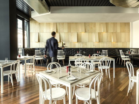 Ibis Adelaide - Foster Accommodation 11
