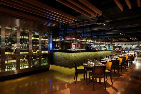 QT Canberra - Foster Accommodation 10