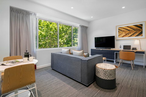 Quest Canberra City Walk - Foster Accommodation 7