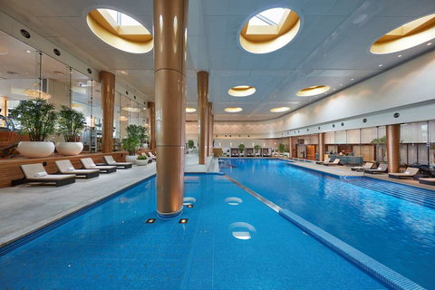 Crown Towers Melbourne - Foster Accommodation 7