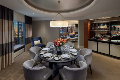 Crown Towers Melbourne - Foster Accommodation 8