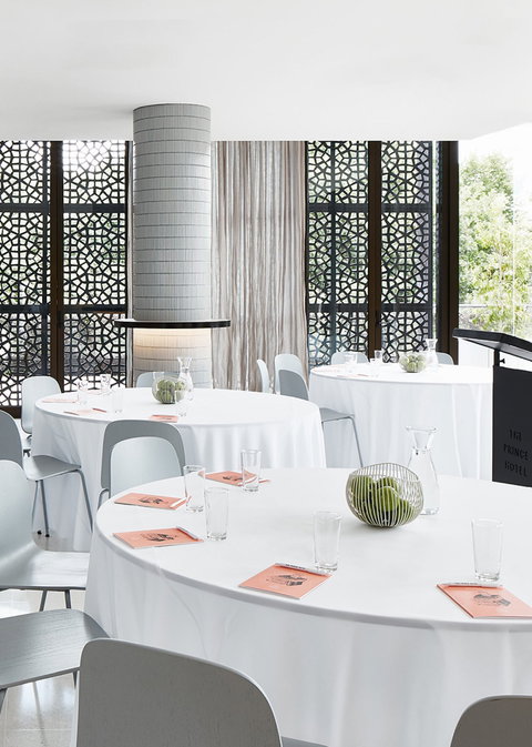 The Prince - Foster Accommodation 7