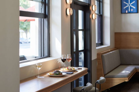 The Prince - Foster Accommodation 8