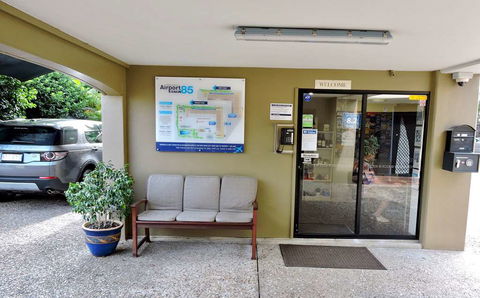 Best Western Airport 85 Motel - Foster Accommodation 1