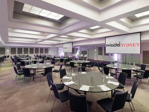Swissotel Sydney - Foster Accommodation 10