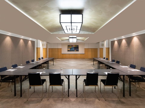 Swissotel Sydney - Foster Accommodation 12
