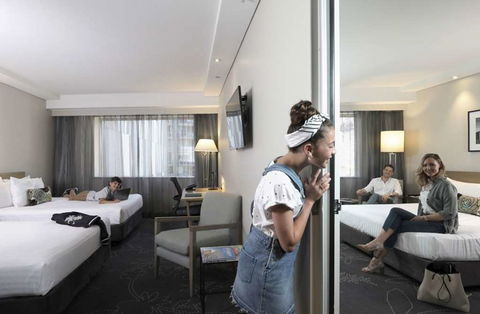 PARKROYAL Darling Harbour, Sydney - Foster Accommodation 6