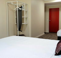 28 Hotel - Foster Accommodation