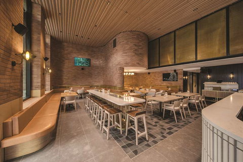 Vibe Hotel Sydney Darling Harbour - Foster Accommodation 9