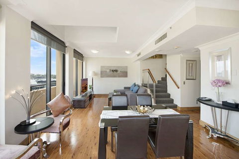 YEHS Hotel Sydney Harbour Suites - Foster Accommodation 12