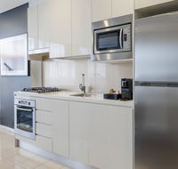 Meriton Suites Zetland - Foster Accommodation